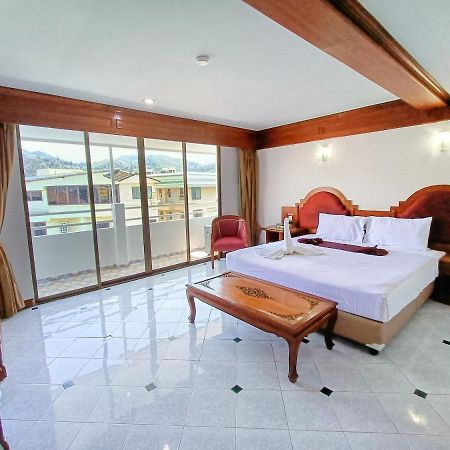 Black Pearl Patong Beachfront Bagian luar foto