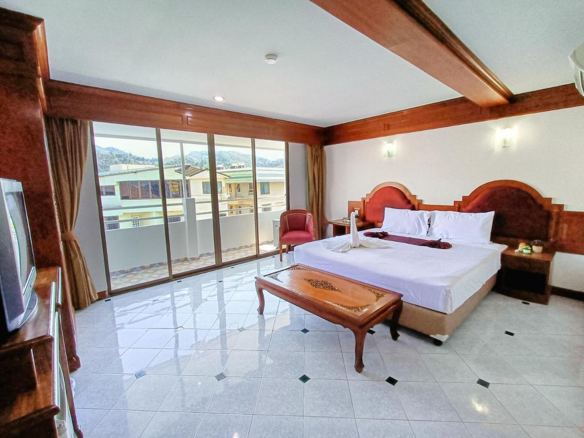 Black Pearl Patong Beachfront Bagian luar foto