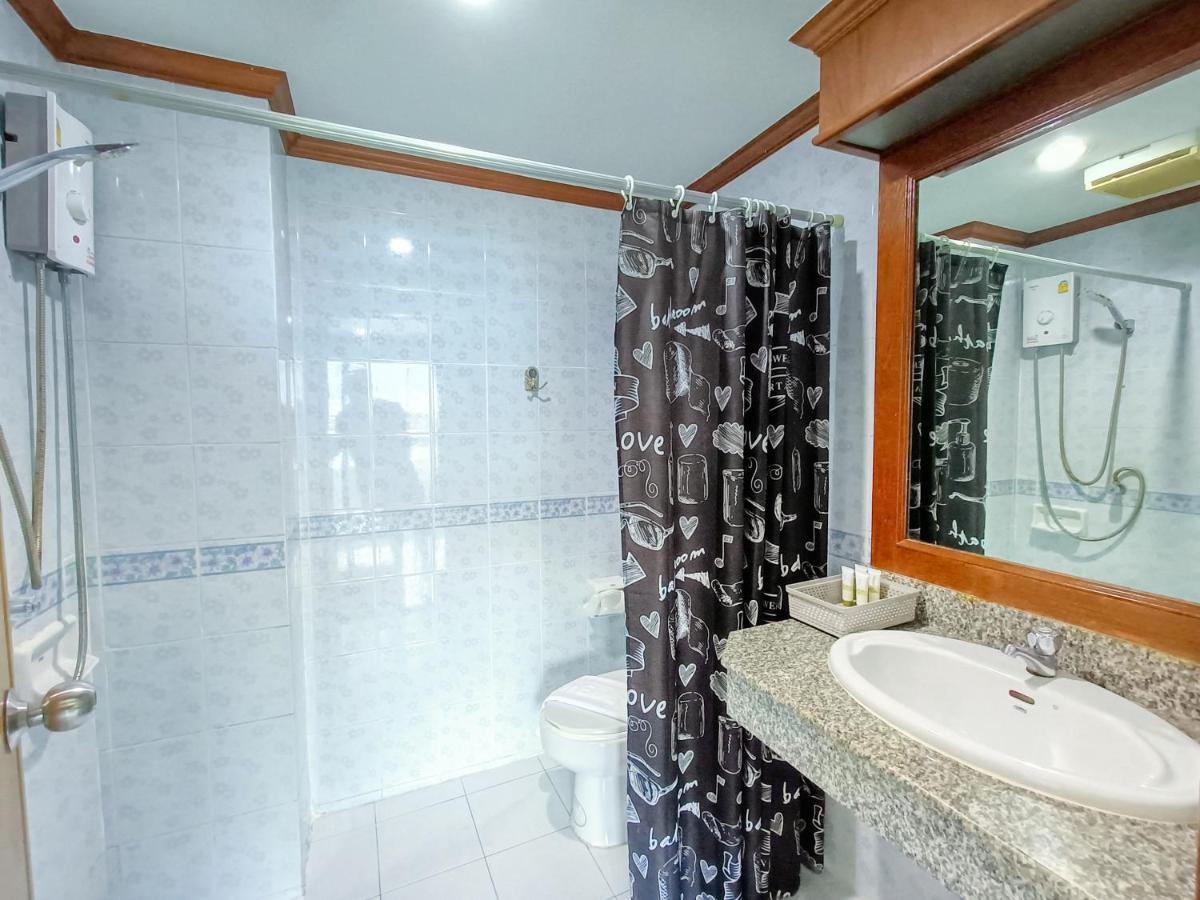 Black Pearl Patong Beachfront Bagian luar foto