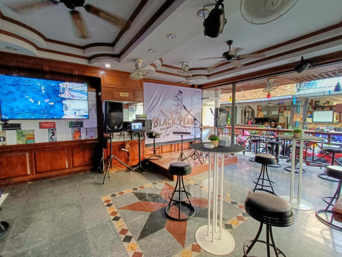 Black Pearl Patong Beachfront Bagian luar foto